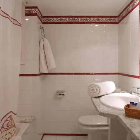 Hotel Vostra Llar Palamós Buitenkant foto